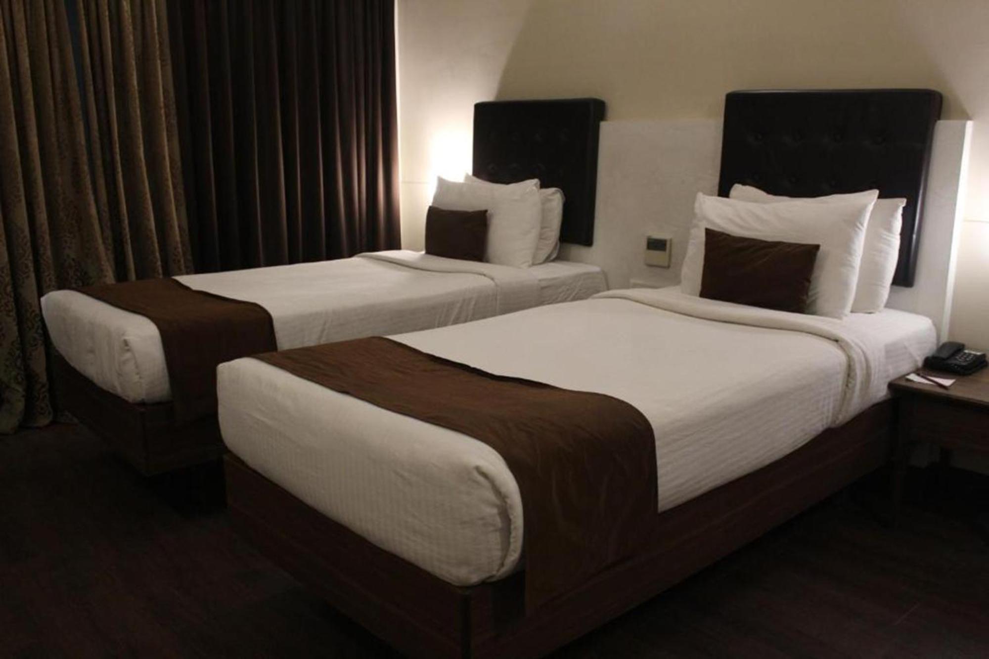 Avexia Premiere Agra Hotel Kültér fotó